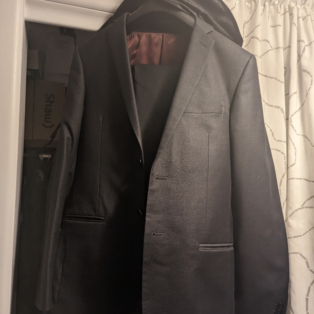 Tip Top Tailors men's suit